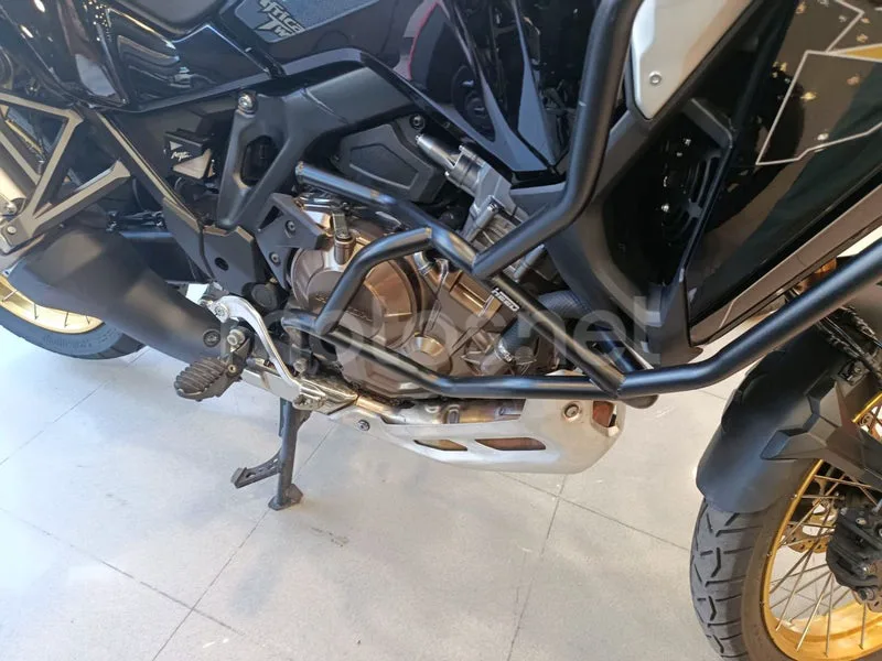 Honda CRF1100L Africa Twin - Vista 11