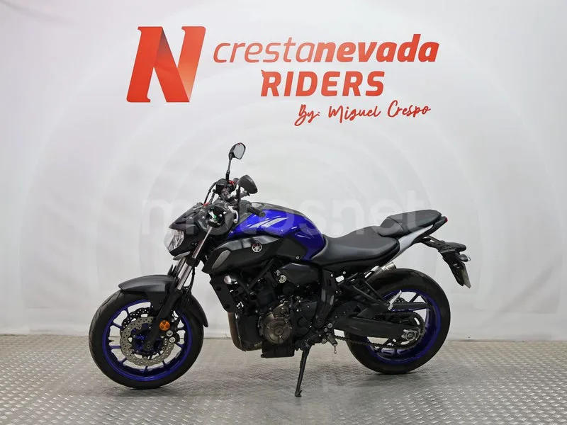 Yamaha MT-07 - Vista 4