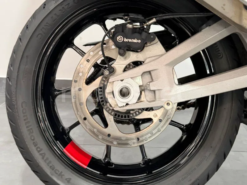 Ducati Multistrada V4 - Vista 11