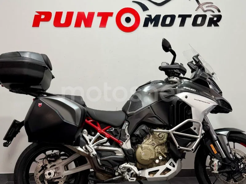 Ducati Multistrada V4 - Vista 3
