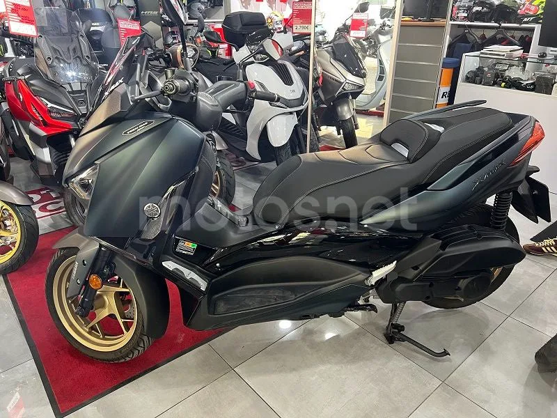 Yamaha XMAX 125 4949 € 2022 Sevilla - 1