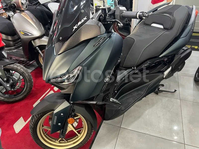 Yamaha XMAX 125 - Vista 3