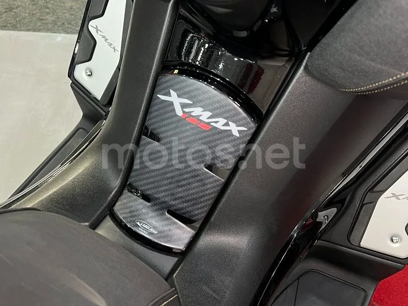Yamaha XMAX 125 - Vista 7