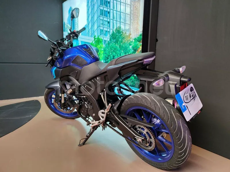 Yamaha MT-125 - Vista 3