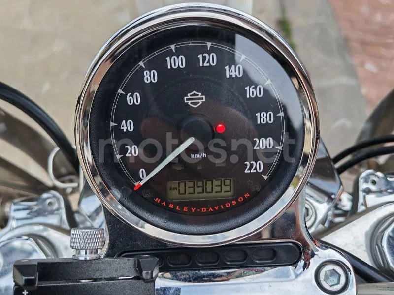 Harley-Davidson SuperLow - Vista 11