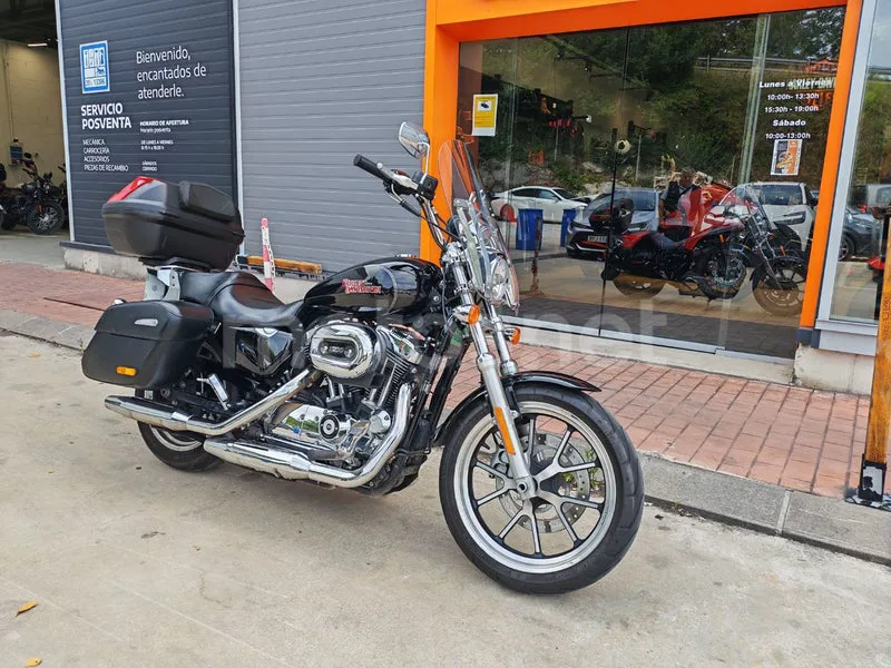 Harley-Davidson SuperLow - Vista 8