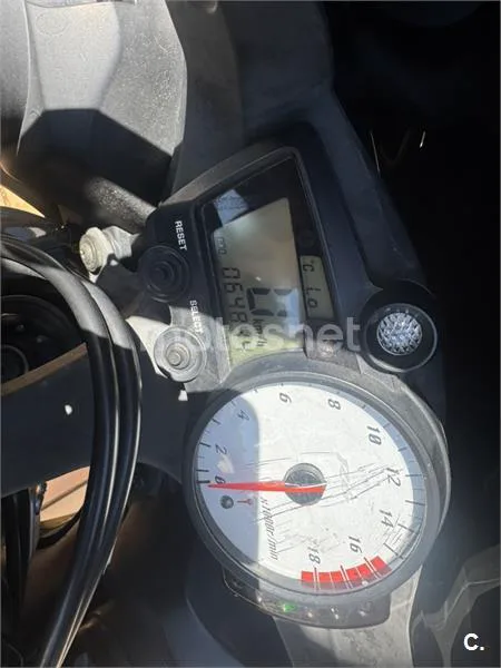 Yamaha YZF-R6 - Vista 4