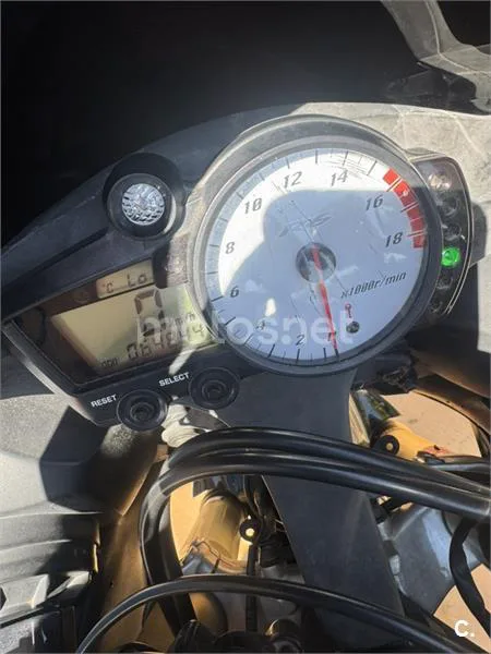 Yamaha YZF-R6 - Vista 5