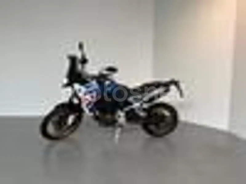 BMW F 900 GS 11.900 € 2025 Girona - 1