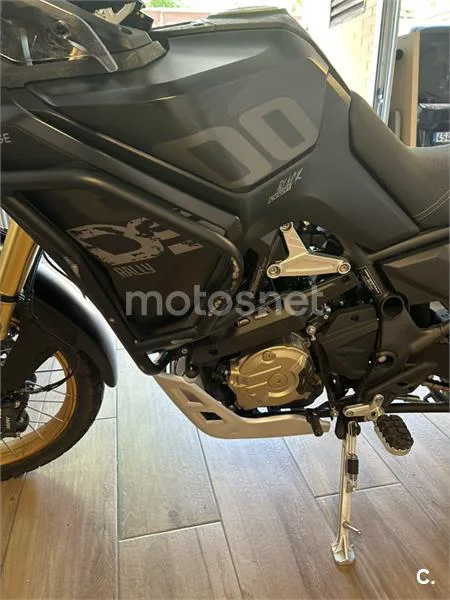 Voge DS800 Rally - Vista 6