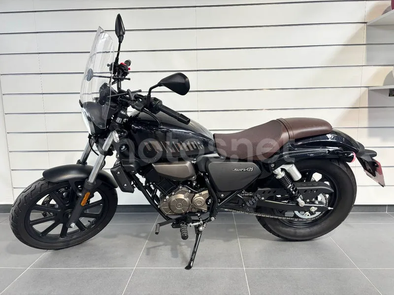 QJ Motor SRV 125 - Vista 6