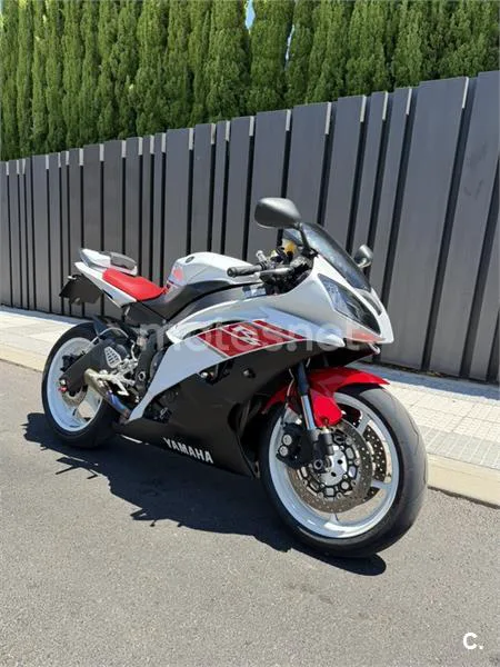 Yamaha YZF-R6 9250 € 2009 Madrid - 1