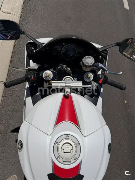 Yamaha YZF-R6 - Vista 3