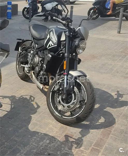 Triumph Trident 660 - Vista 5