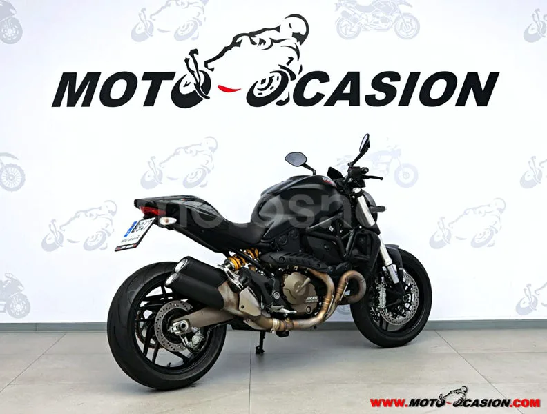 Ducati Monster 821 - Vista 3