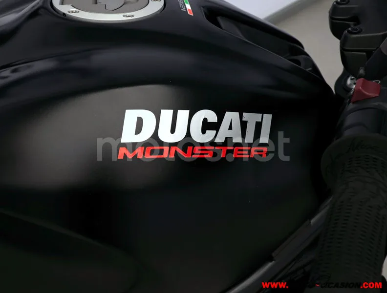 Ducati Monster 821 - Vista 8