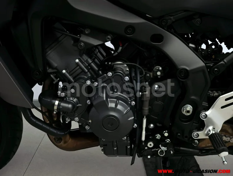 Yamaha Tracer 9 - Vista 10