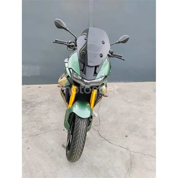 Moto Guzzi V100 Mandello - Vista 5