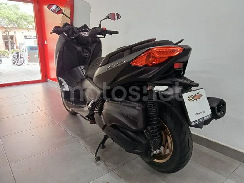 Yamaha XMAX 400 - Vista 4