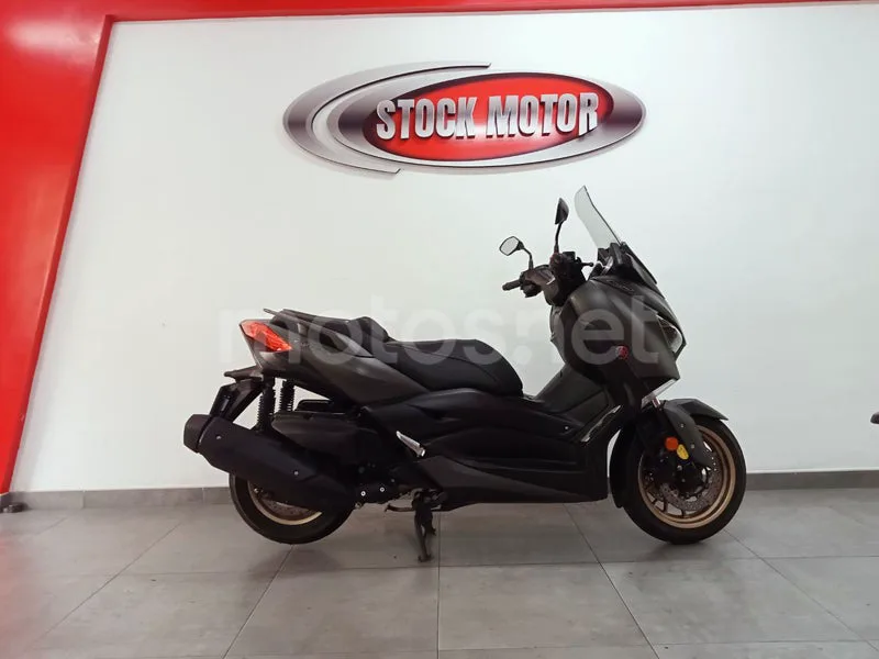Yamaha XMAX 400 - Vista 7