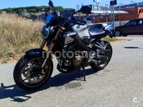 Honda CB650R - Vista 3