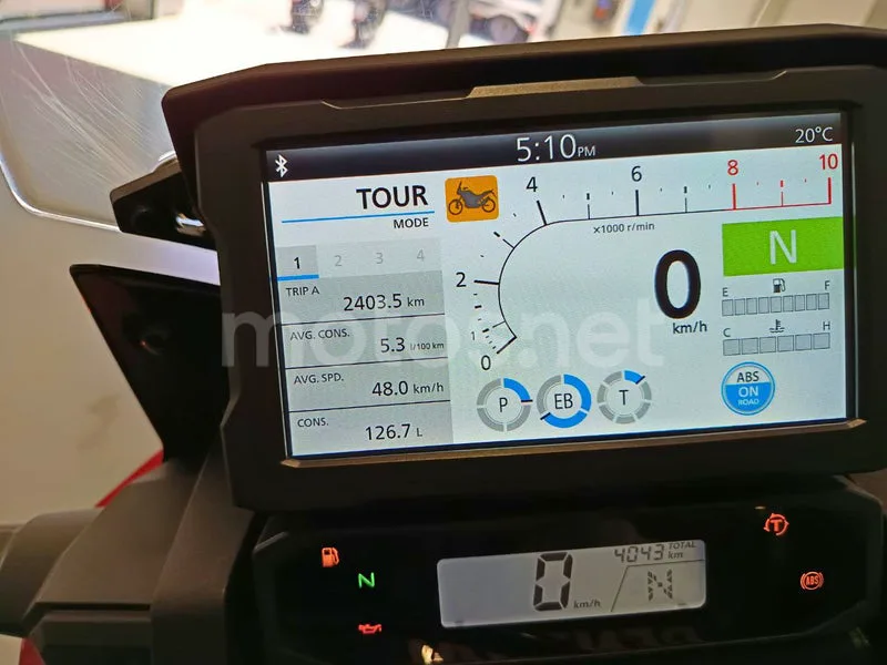 Honda CRF1100L Africa Twin - Vista 4