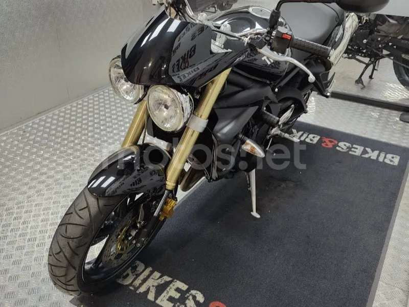 Triumph Street Triple 675 - Vista 12