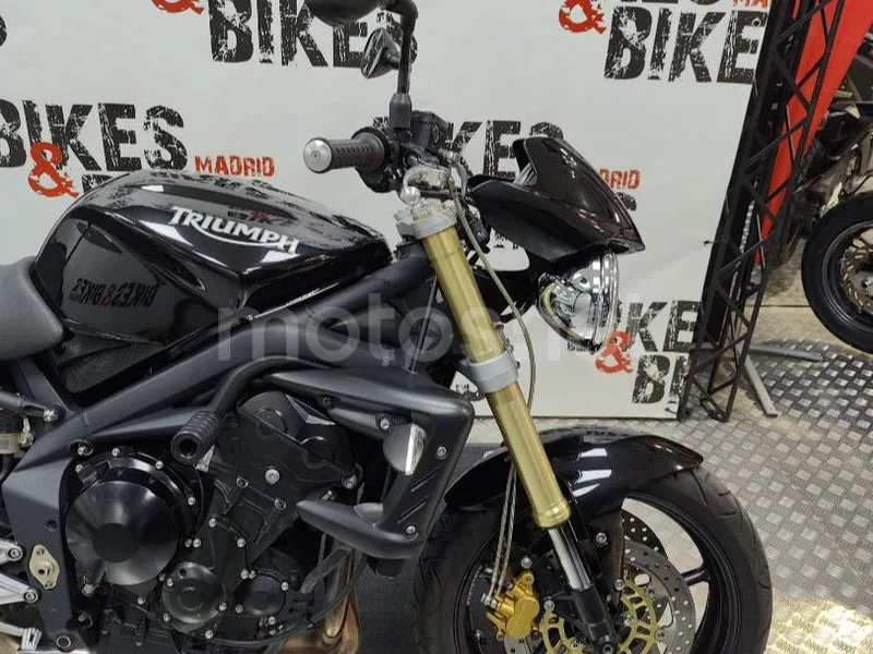 Triumph Street Triple 675 - Vista 5