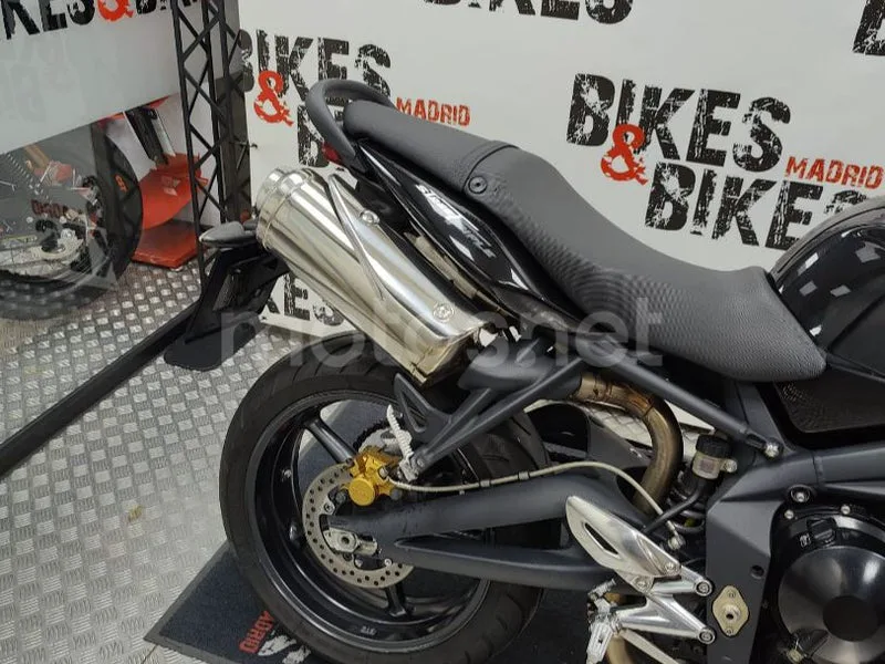 Triumph Street Triple 675 - Vista 9
