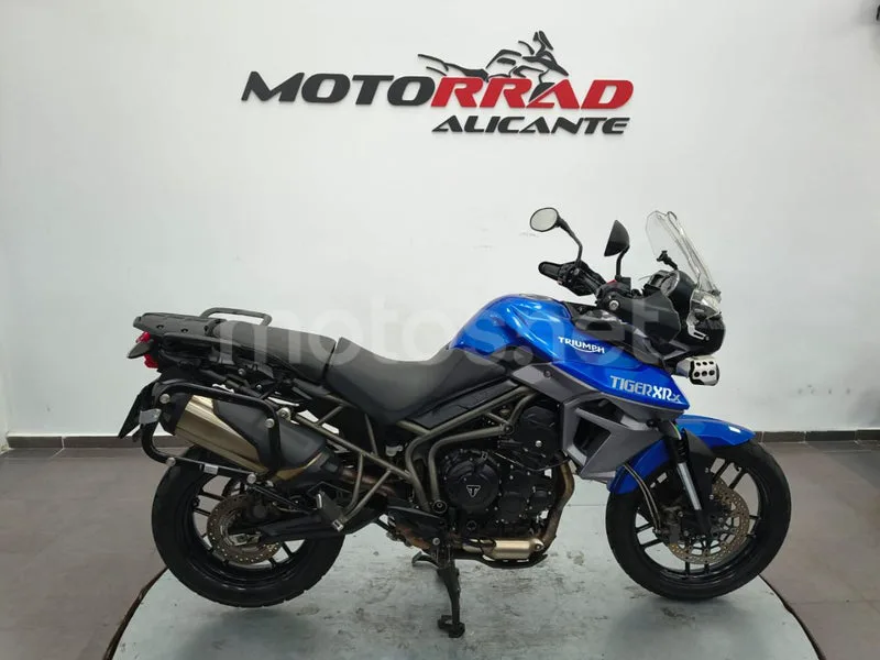Triumph Tiger 800 XR 4750 € 2016 Alicante - 1