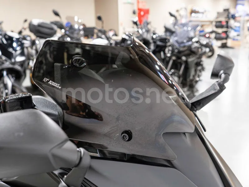 Yamaha TMAX 560 - Vista 18