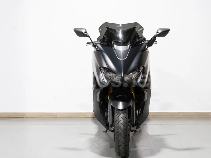 Yamaha TMAX 560 - Vista 3