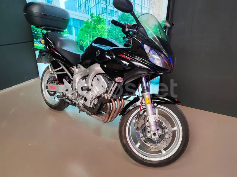 Yamaha FZ6 Fazer 1899 € 2007 La Rioja - 2
