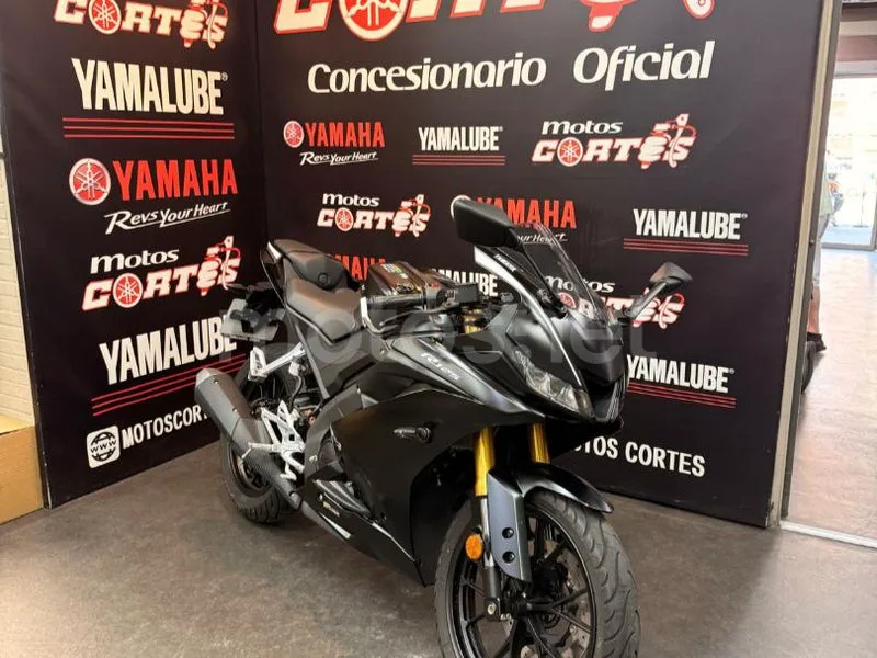 Yamaha YZF-R125 3999 € 2021 Madrid - 1