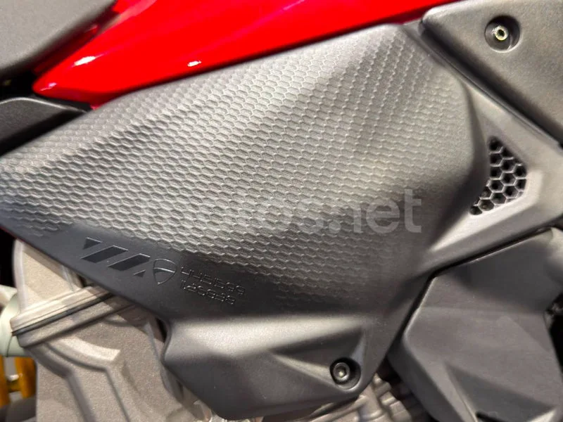 Ducati Monster - Vista 5