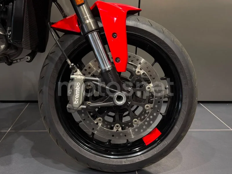 Ducati Monster - Vista 7
