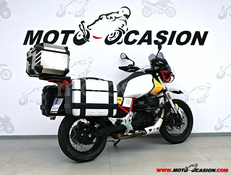Moto Guzzi V85 TT - Vista 3