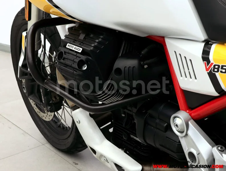 Moto Guzzi V85 TT - Vista 10