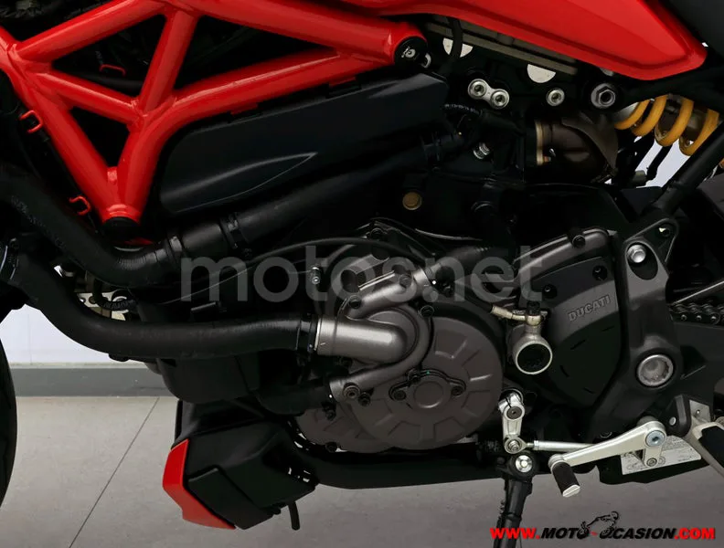 Ducati Monster 1200 - Vista 10