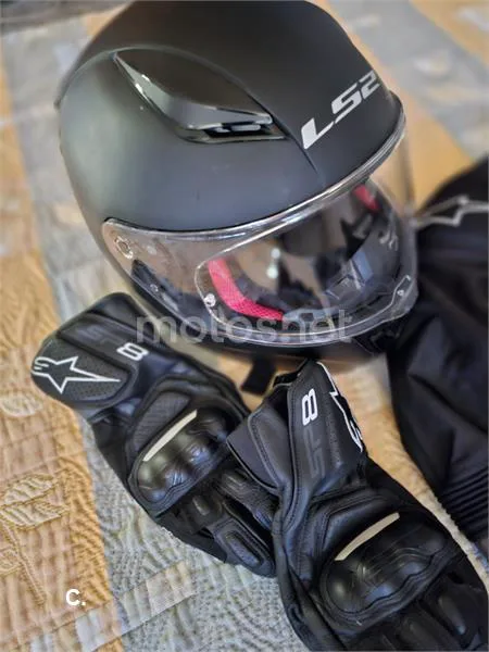 Yamaha MT-125 - Vista 12