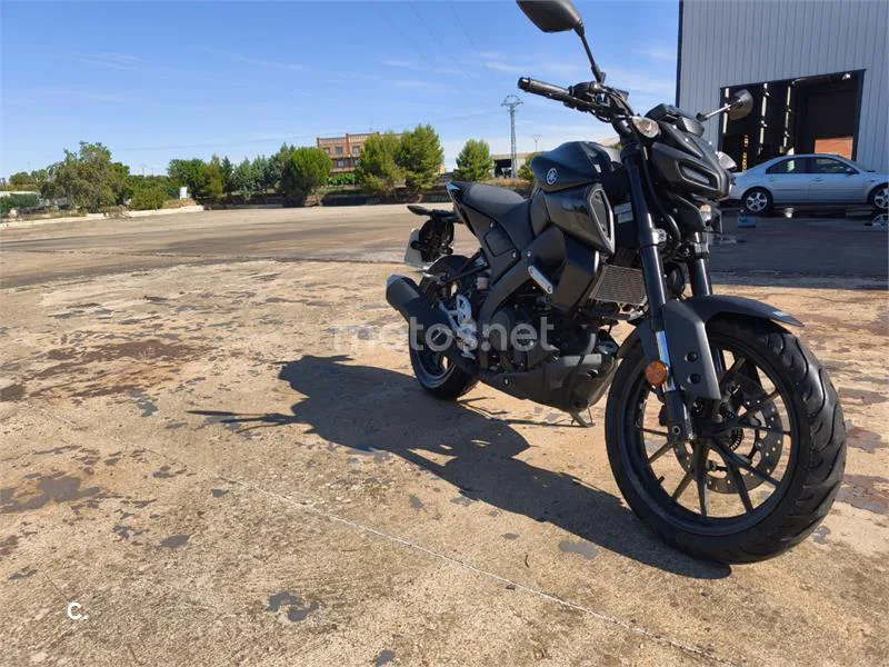 Yamaha MT-125 - Vista 4