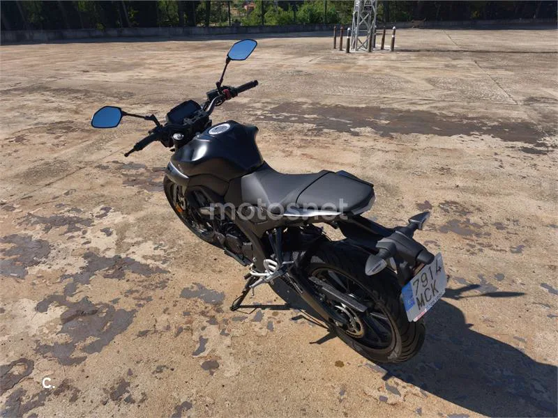 Yamaha MT-125 - Vista 5