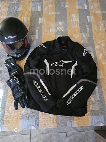 Yamaha MT-125 - Vista 10