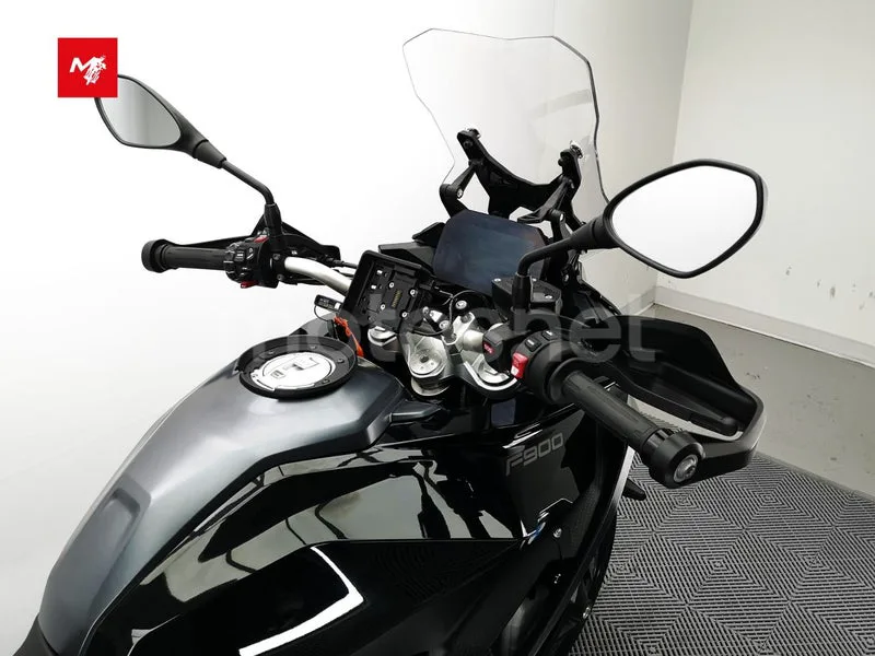 BMW F 900 XR - Vista 8