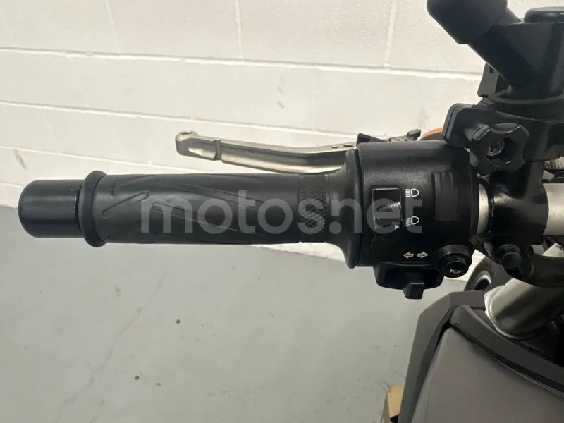 Yamaha MT-09 - Vista 19