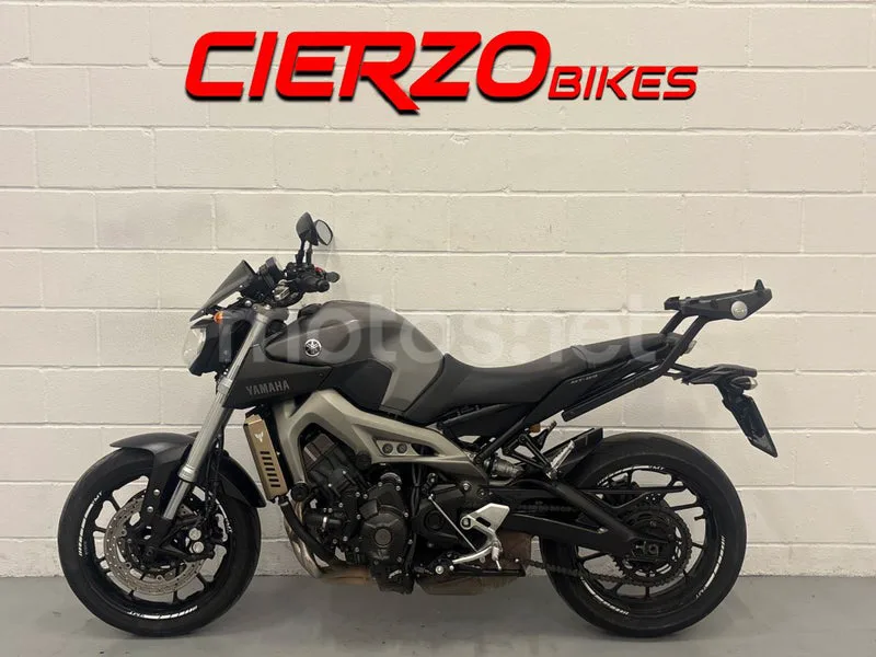 Yamaha MT-09 - Vista 5