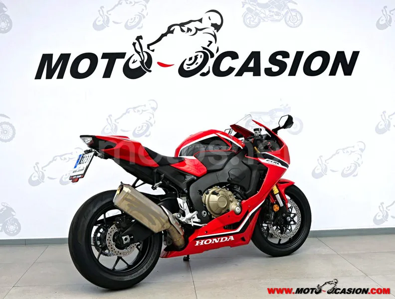 Honda CBR1000RR Fireblade - Vista 3