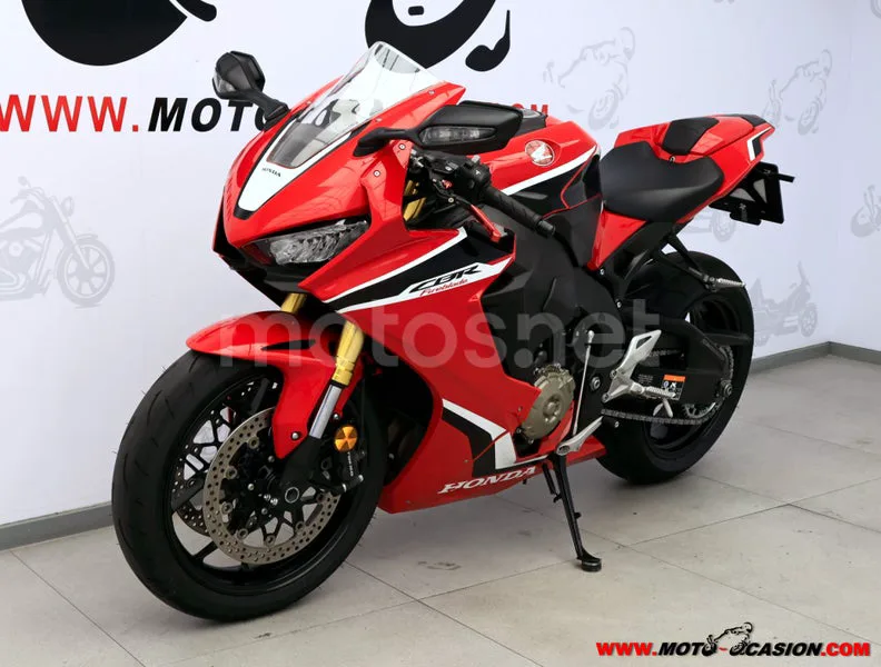 Honda CBR1000RR Fireblade - Vista 8