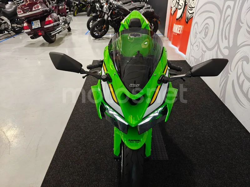 Kawasaki Ninja ZX-6R - Vista 5