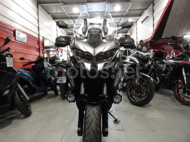 Kawasaki Versys 1100 - Vista 5